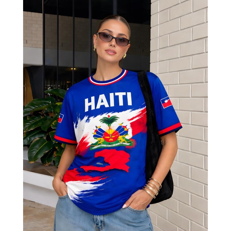 Street Fashion Usa - เสื้อฟุตบอลหญิงลายธงชาติเฮติ ปี 2026 แบบเรโทร คอกลม แขนสั้น
