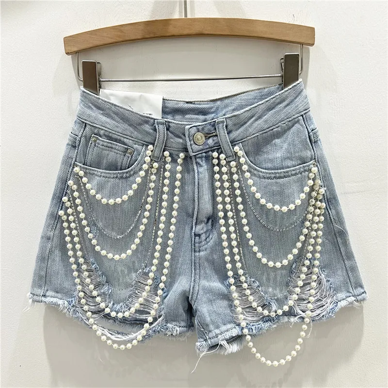 Distressed Jean Rip - กางเกงยีนส์ขาสั้นขาดเซอร์ๆ ทรงเดนิมฟอกสี เอวสูง แต่งโซ่ ต่อผ้า สไตล์ลำลอง
