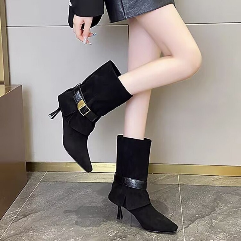 รองเท้าบูททรงเทเปอร์สำหรับผู้ห - Street Fashion Rome 2026 บทวิจารณ์และราคา