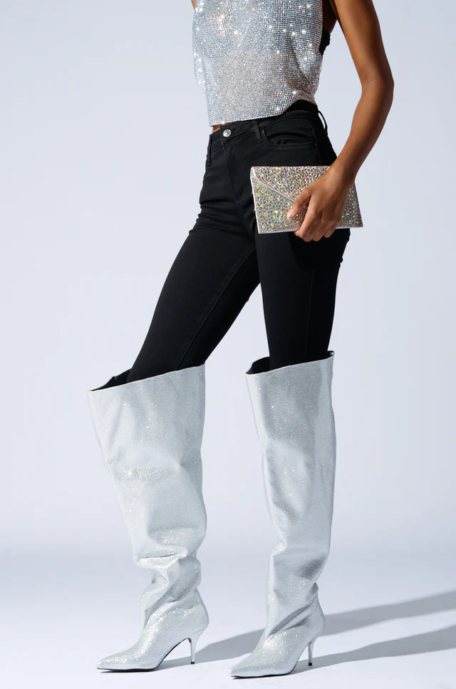 รองเท้าบูทคริสตัลสีเงินสูงถึงเ - Street Fashion Rome 2026 บทวิจารณ์และราคา