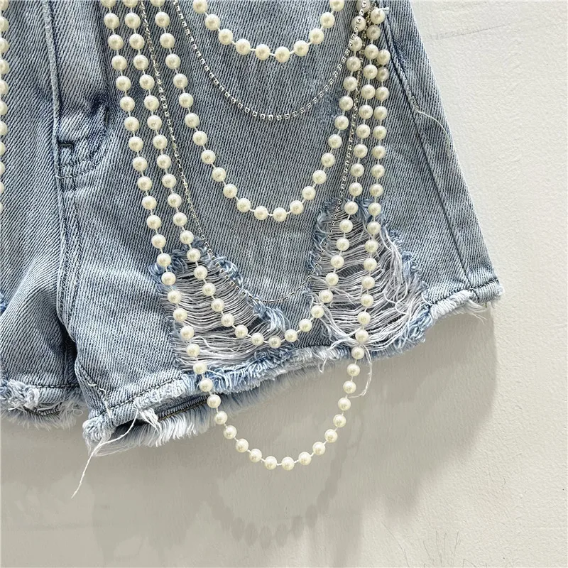 กางเกงยีนส์ขาสั้นขาดเซอร์ๆ ทรง - Distressed Jean Rip บทวิจารณ์และราคา