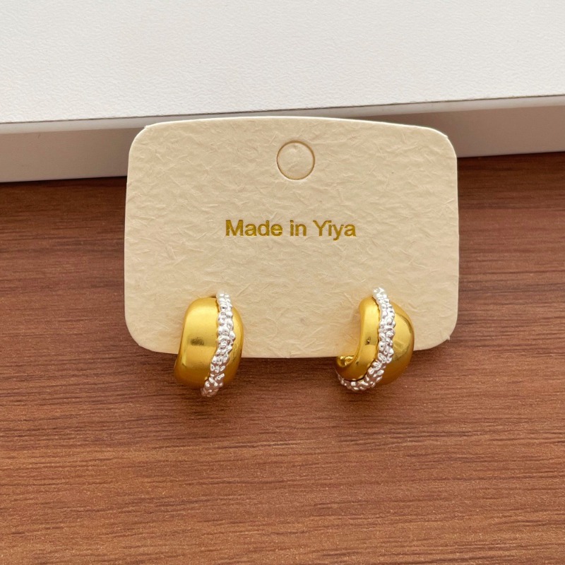 ต่างหูทรงตัว C สีเมทัลลิกตัดกั - Street Fashion Earrings บทวิจารณ์และราคา