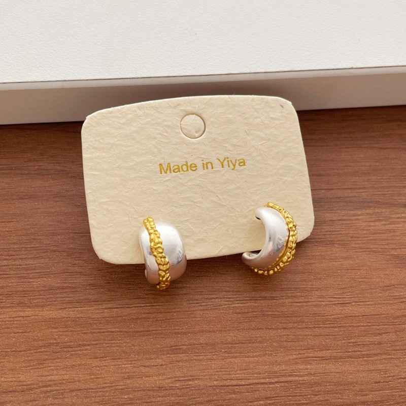 ต่างหูทรงตัว C สีเมทัลลิกตัดกั - Street Fashion Earrings บทวิจารณ์และราคา