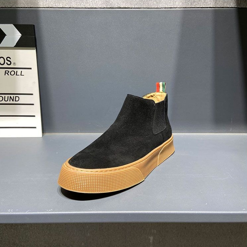 รองเท้าบูทเชลซีผู้ชายสำหรับฤดู - Street Fashion Rome 2026 บทวิจารณ์และราคา