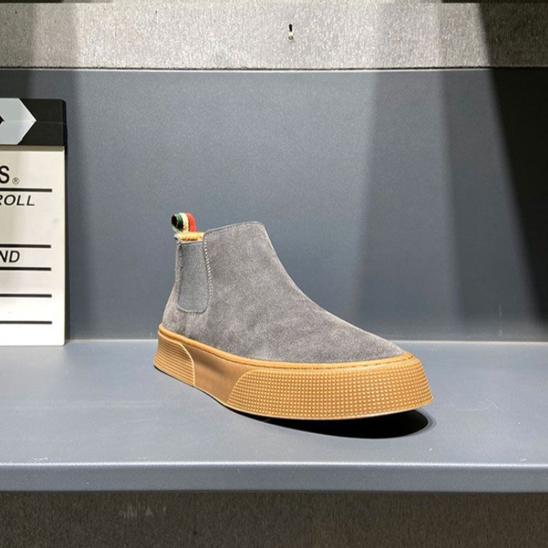 รองเท้าบูทเชลซีผู้ชายสำหรับฤดู - Street Fashion Rome 2026 บทวิจารณ์และราคา